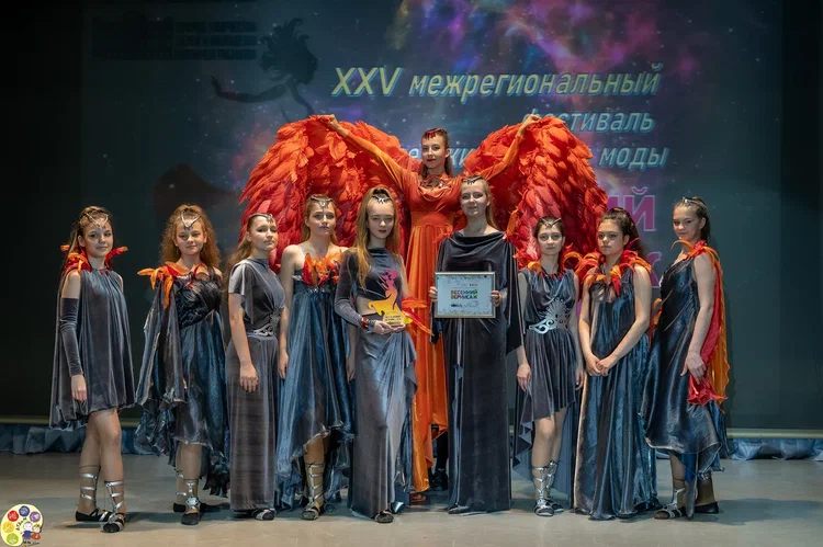 Театр моды "Феникс" - коллекция "Феникс"